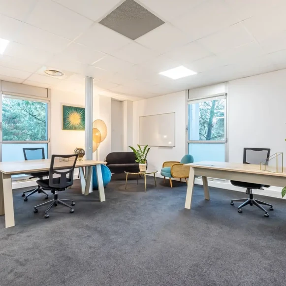 Bureau privé 37 m² 8 postes Location bureau Rue Jacques Daguerre Nantes 44300 - photo 1