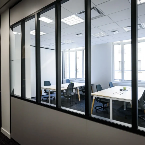 Espace indépendant 53 m² 9 postes Location bureau Rue Traversière Paris 75012 - photo 6