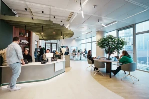 Bureau privé - 92931 - 3 postes - 1800€