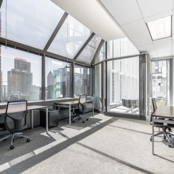 Bureau privé 8 m² 2 postes Coworking Rue de Saussure Paris 75017 - photo 2