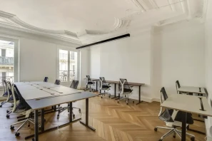 Bureau privé - 75008 - 5 postes - 4020€