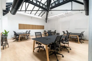 Espace indépendant - 75009 - 45 postes - 26000€