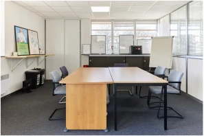 Espace indépendant - 35000 - 15 postes - 4400€