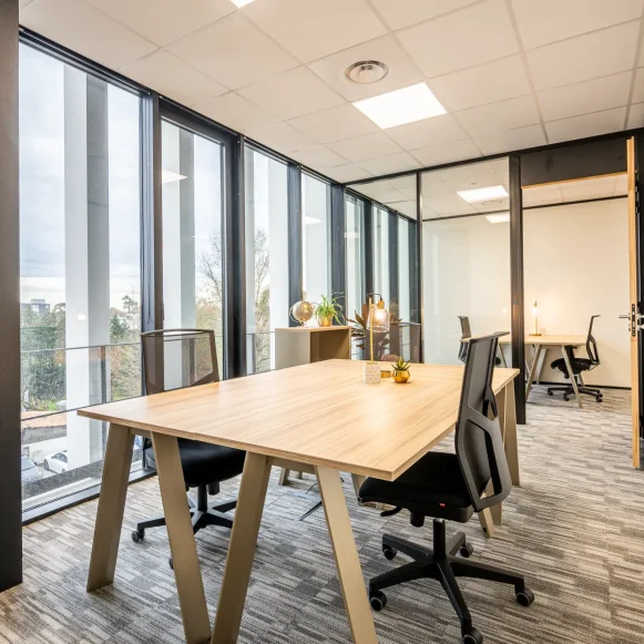 Bureau privé 20 m² 4 postes Coworking Rue Jean Walter Lille 59000 - photo 1
