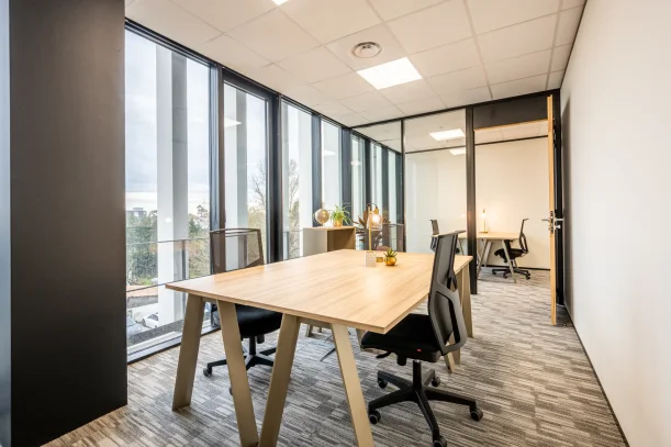 Bureau privé - 59000 - 4 postes - 1415€