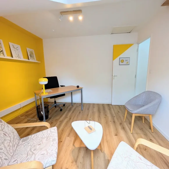 Bureau privé 15 m² 2 postes Location bureau Rue de la Loire Sainte-Luce-sur-Loire 44980 - photo 2