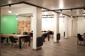 Open Space - 94140 - 15 postes - 245€