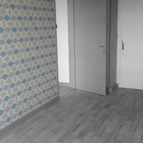 Bureau privé 45 m² 6 postes Coworking Avenue de Verdun Trilport 77470 - photo 3