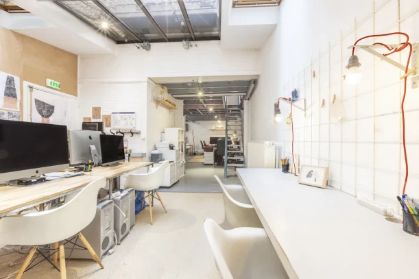 Open Space - 75017 - 10 postes - 231€