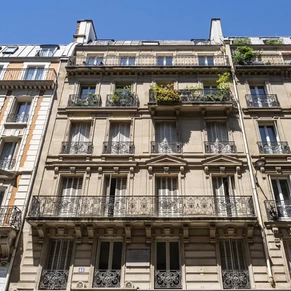 Espace indépendant 14 m² 2 postes Location bureau Rue du Four Paris 75006 - photo 1