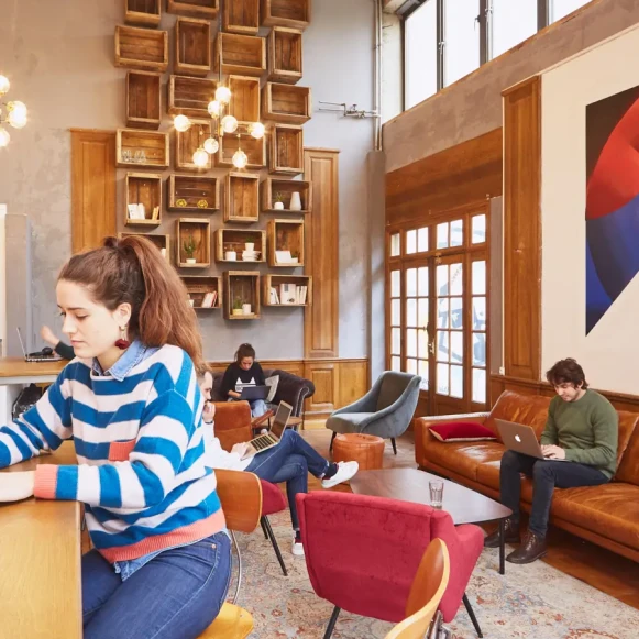 Bureau privé 18 m² 5 postes Location bureau Rue Jean Jaurès Bagnolet 93170 - photo 2