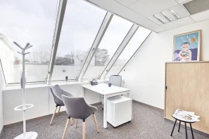 Bureau privé - 13008 - 3 postes - 1275€
