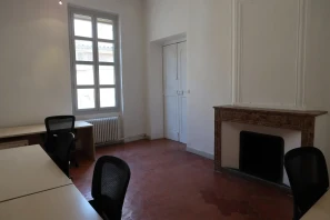Bureau privé - 13100 - 6 postes - 800€