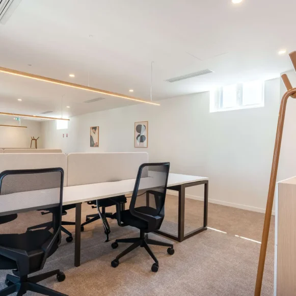 Espace indépendant 247 m² 38 postes Coworking Rue Moncey Paris 75009 - photo 1