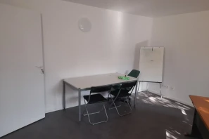 Bureau privé - 94400 - 1 poste - 550€
