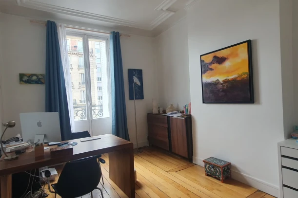 Bureau privé - 75011 - 1 poste - 1375€