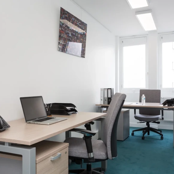 Bureau privé 12 m² 2 postes Location bureau Rue Fondary Paris 75015 - photo 1