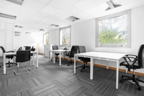 Bureau privé - 33110 - 7 postes - 1225€