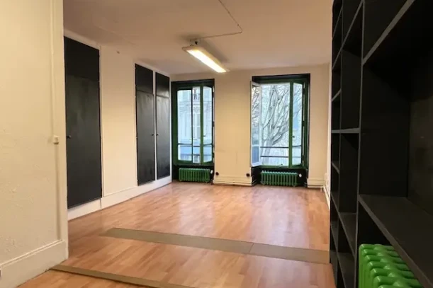 Bureau privé - 75010 - 7 postes - 1500€