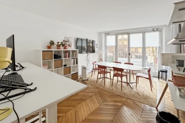 Espace indépendant - 75002 - 20 postes - 4875€