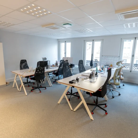 Espace indépendant 150 m² 25 postes Location bureau Rue Notre Dame des Victoires Paris 75002 - photo 1