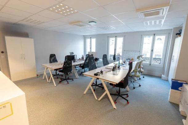 Espace indépendant - 75002 - 25 postes - 13500€
