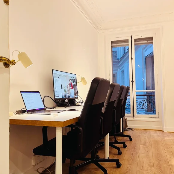 Open Space  1 poste Coworking Rue de Magdebourg Paris 75016 - photo 3