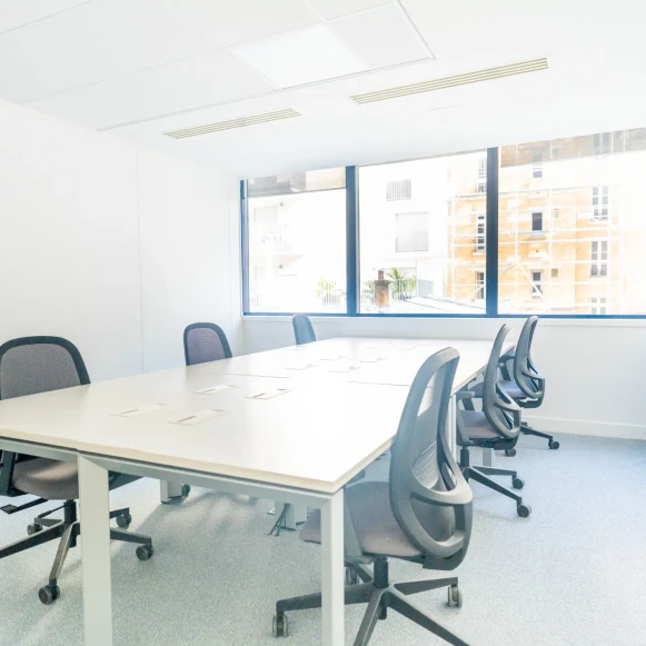 Bureau privé 22 m² 6 postes Location bureau Route de la Reine Boulogne-Billancourt 92100 - photo 9