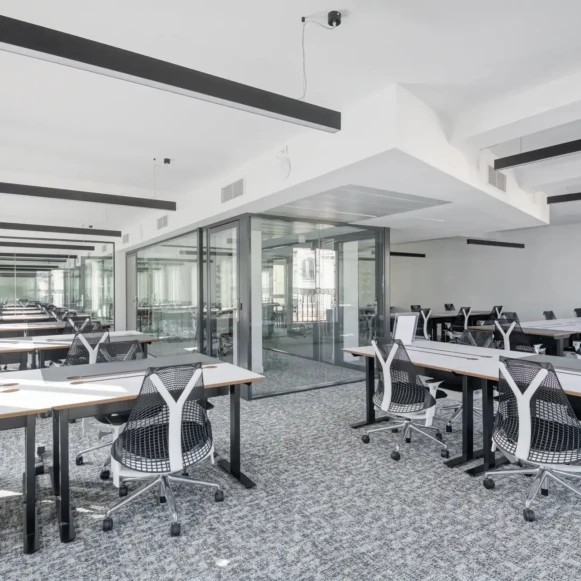 Bureau privé 23 m² 8 postes Location bureau Rue de Choiseul Paris 75002 - photo 3