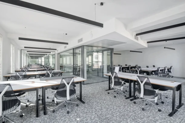 Bureau privé - 75002 - 18 postes - 9540€