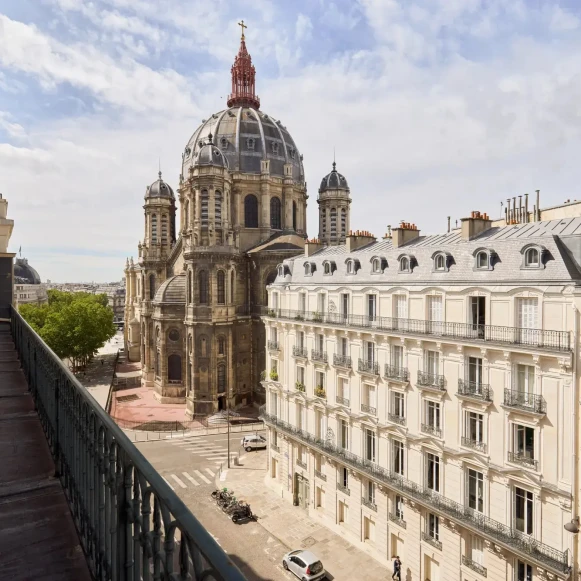 Bureau privé 18 m² 5 postes Coworking Rue du Général Foy Paris 75008 - photo 8