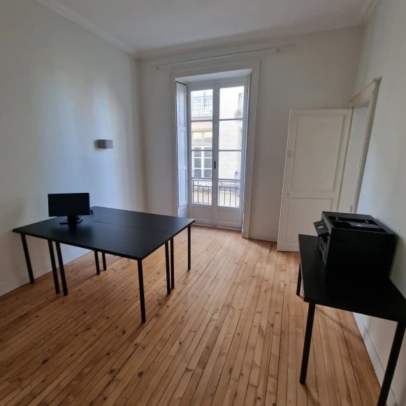 Bureau privé 12 m² 3 postes Location bureau Rue Grétry Nantes 44000 - photo 7