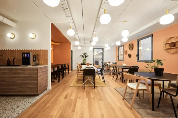 Bureau privé - 75010 - 32 postes - 18880€