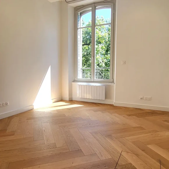 Bureau privé 13 m² 1 poste Location bureau Quai Jacques-Sturm Strasbourg 67000 - photo 1