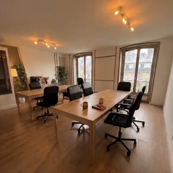 Espace indépendant 72 m² 15 postes Location bureau Boulevard de Sébastopol Paris 75001 - photo 1