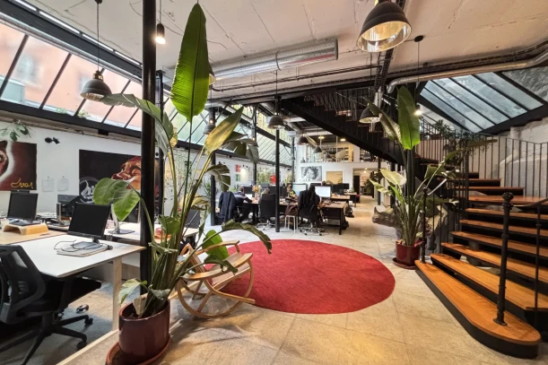 Espace indépendant - 75012 - 24 postes - 11500€