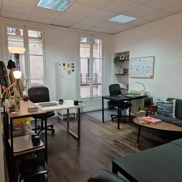 Bureau privé 20 m² 4 postes Location bureau Rue Bourdaloue Paris 75009 - photo 2