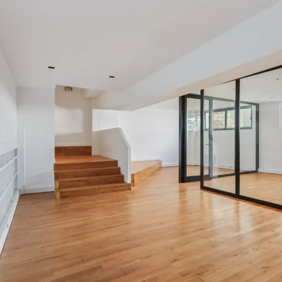 Espace indépendant 117 m² 18 postes Location bureau Rue Raffet Paris 75016 - photo 1