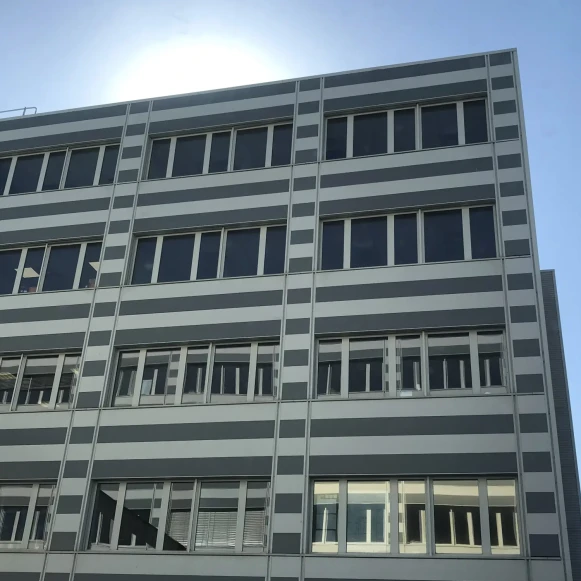 Open Space  1 poste Coworking Route d'Espagne Toulouse 31100 - photo 3