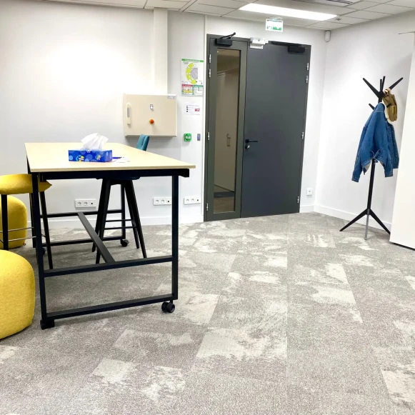 Bureau privé 100 m² 11 postes Location bureau Rue Servient Lyon 69003 - photo 5