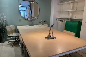 Open Space - 75011 - 2 postes - 290€