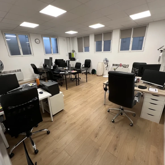 Open Space  4 postes Coworking Avenue du Docteur Durand Arcueil 94110 - photo 2