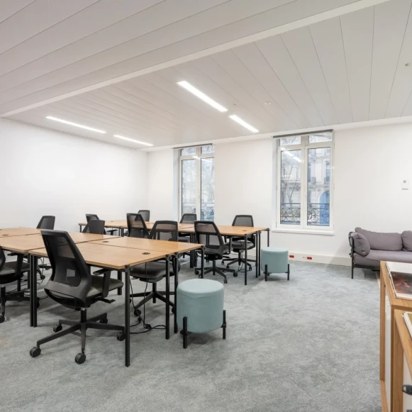 Bureau privé 83 m² 24 postes Location bureau Boulevard Malesherbes Paris 75008 - photo 1