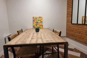 Bureau privé - 75002 - 3 postes - 1320€