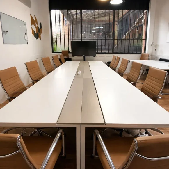 Bureau privé 50 m² 8 postes Coworking Rue Martel Paris 75010 - photo 6