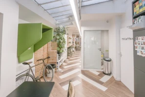 Bureau privé - 75002 - 3 postes - 1320€