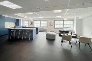 Bureau privé - 75015 - 107 postes - 52430€