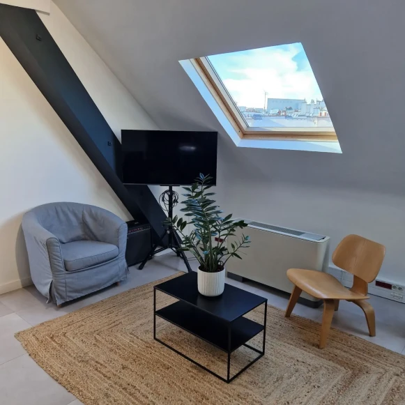 Espace indépendant 45 m² 6 postes Location bureau Rue du Faubourg Saint-Antoine Paris 75011 - photo 8