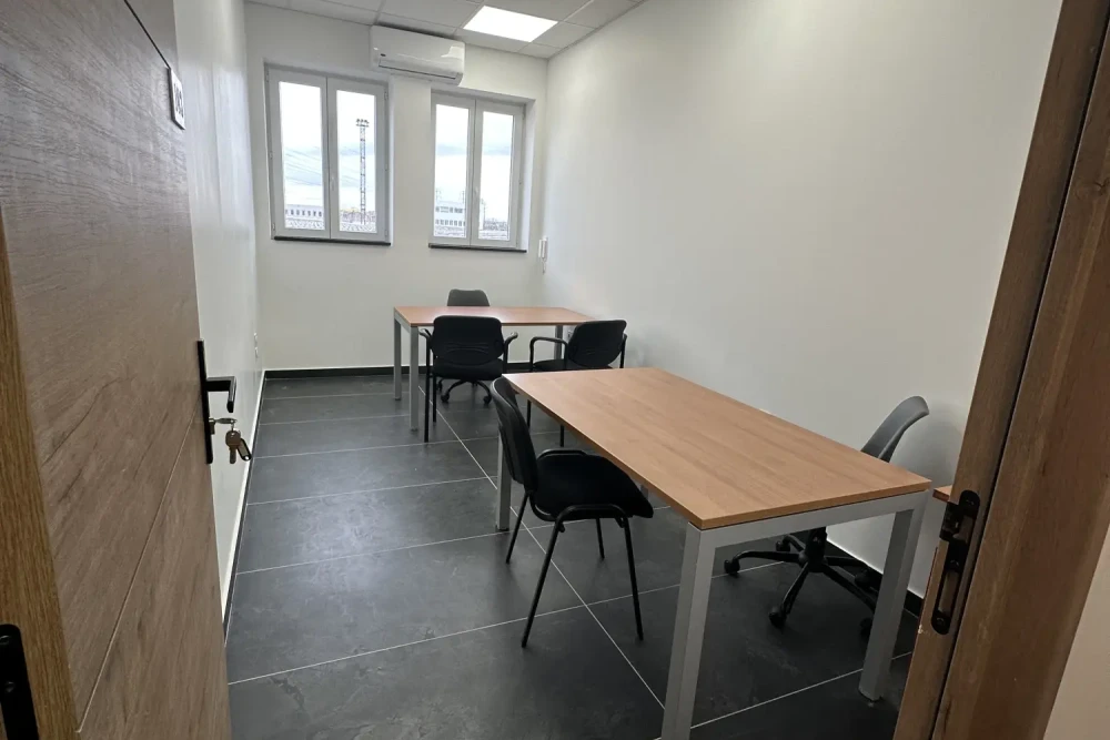 Bureau privé - 69800 - 3 postes - 550€