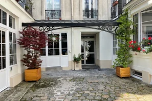 Bureau privé - 75010 - 21 postes - 8100€